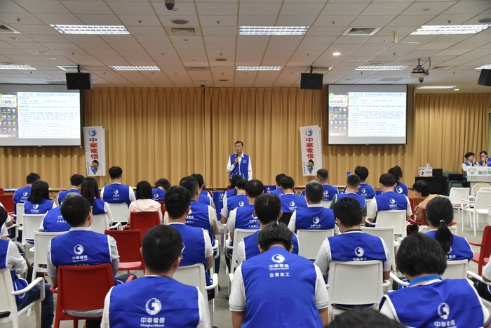 【AI賦能身障講師服務屏東社區樂齡長者 中華電信與屏東大學開創企業攜手大學實踐社會責任新模式】圖片