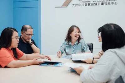 屏東朱雀先驅計畫，透過三師與社區合作共創，在最南端點亮偏鄉教育的微光