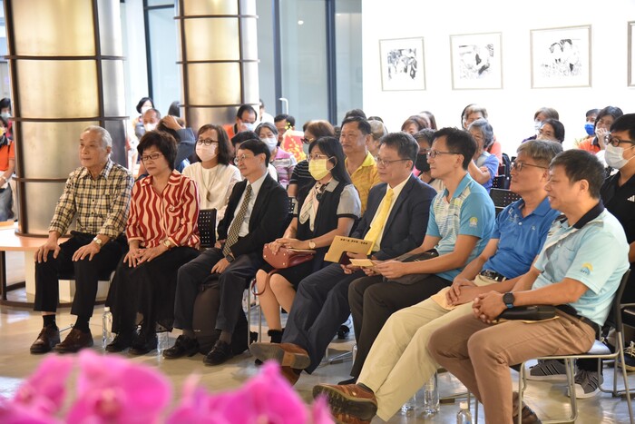 【劉震崑、魏秀敏「刻畫人生」雙人聯展暨樂齡大學成果展】圖片